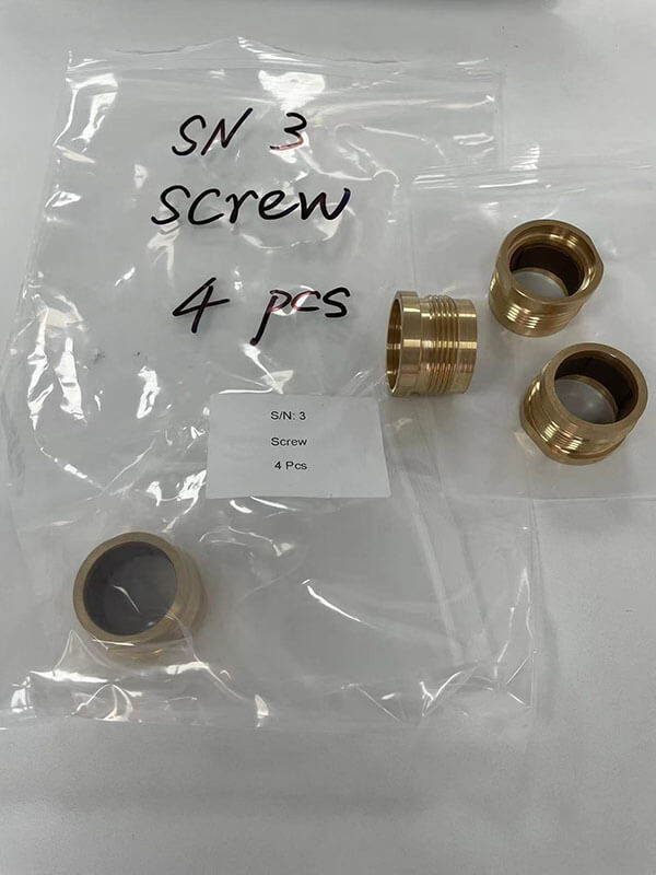 screw 760021884
